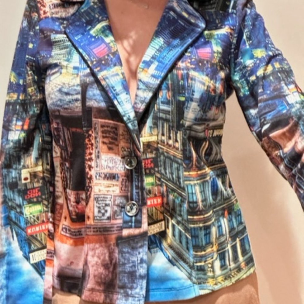 WOMEN JACKET